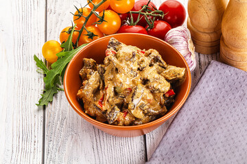 Roasted beef with cream sauce