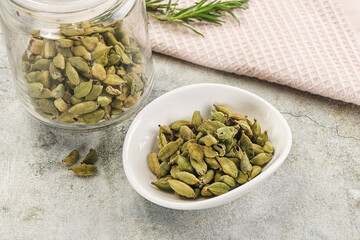Dry Cardamom - aroma seasoning flavour
