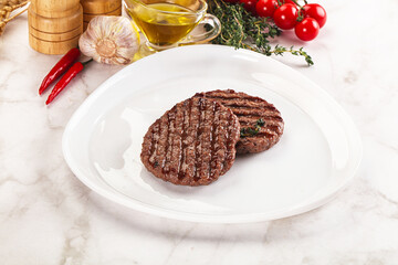 Grilled beef cutlet for burger