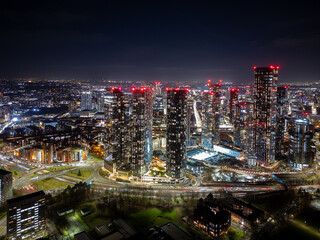 Fototapeta premium Sunset Over Manchester Cityscape and Urban Skyline