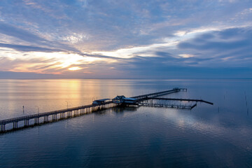 Obraz premium Fairhope, Alabama pier at sunset
