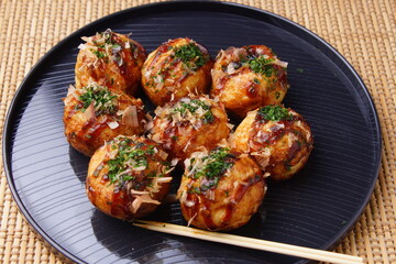 大阪名物　たこ焼き