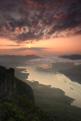 Pha Daeng Luang viewpoint in Mae Ping National Park
This scenic spot overlooks the Ping River and...
