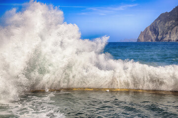 Ocean waves, Madeira coast, Porta da Cruz