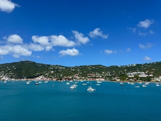 Obraz premium View of St. Thomas US Virgin Islands from the ocean