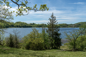 Lac de Narlay ,Paysage de Lac dans le Jura au printemps , Bonlieu , France