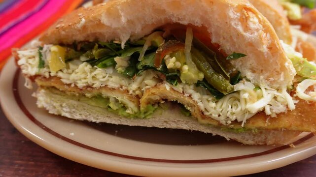 Acercamiento a cemita poblana, comida mexicana