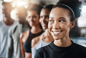 Obraz premium Happy, row and people in gym for fitness, exercise and training together in sports club. Friends, athlete team and line of men and women smile for wellness, health class and workout for progress