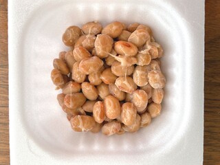 パック入り納豆のアップ