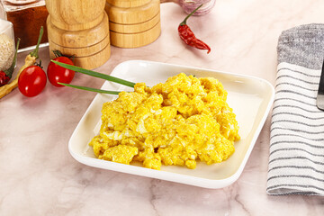 Scrambled egg in the bowl