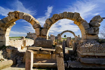 L'area archeologica di Mactaris,con i resti dell'antica città Romana,Makthar , Tunisia