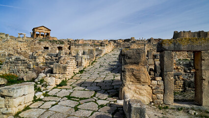 L'area archeologica di Dougga,Thugga,con gli spettacolari resti dell'antica città Romana...