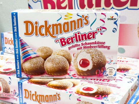 Dickmann's berliner marshmallow treats with raspberry filling