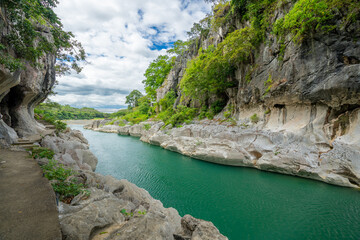 Minalungao National Park's Scenic River and Limestone Cliffs