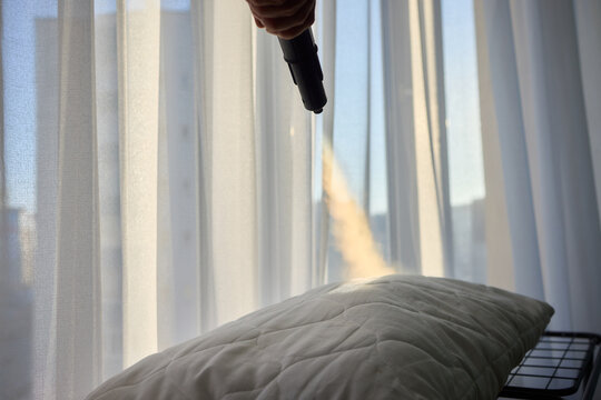 Using Steam Cleaning Techniques to Maintain Freshness and Hygiene for Your Pillow