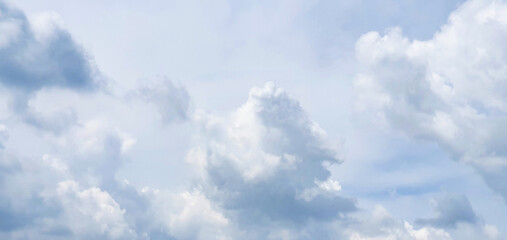 Fototapeta premium Natural sky beautiful blue and white texture background. blue sky with cloud.