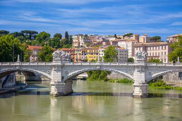 Fototapeta premium Bridge over the Tiber River in Rome
