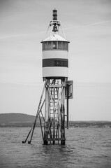 Romanshorner Leuchtturm einsam im Bodensee
