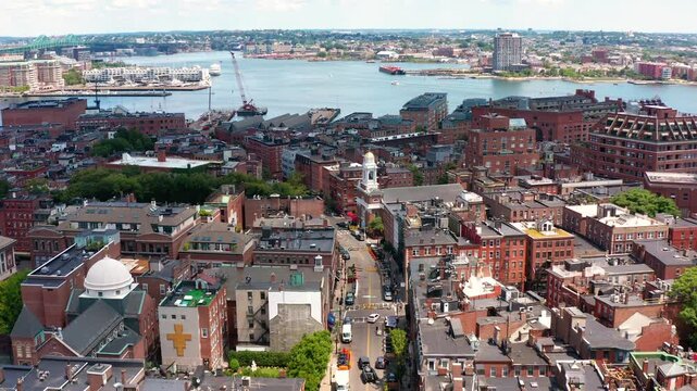 Drone Rise-Up Over Hanover Street in Boston&rsquo;s North End
