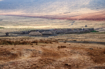 village maasaï dans le parc du Serengeti en Tanzanie