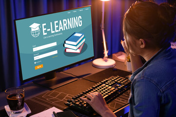 E-learning website with brisk sofware for student to study online on the internet network