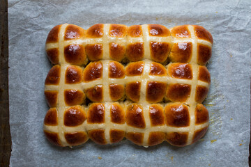 Hot cross buns, English Easter buns