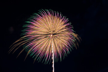 Obraz premium 山形県 大石田まつり最上川花火大会 尺玉 Oishida Festival Fireworks 12 inch shell