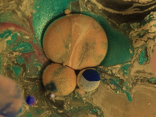 Liquid art with Ink, Paint, Mica Powder, Milk and Oils