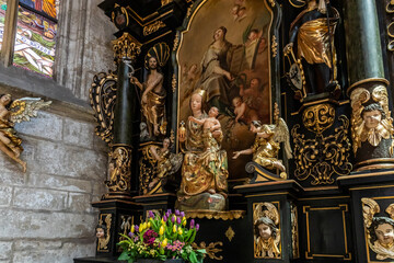Obraz premium Decorative altar in St Barbara Cathedral in Kutna Hora in Czech Republic