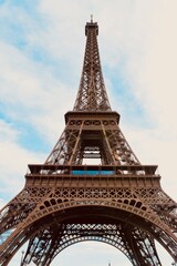 eiffel tower in paris