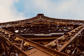 eiffel tower paris