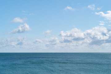 Obraz premium 青い空と青い海