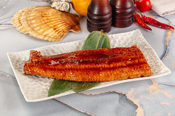 Smoked unagi eel in sause