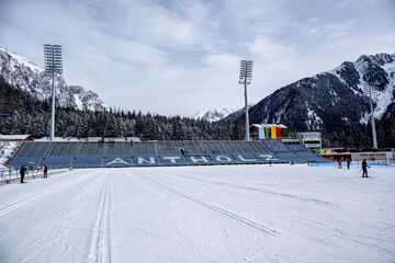 Eine Runde Langlaufen in der Südtirol-Arena von Antholz im wunderschönen Antholzer Tal -...