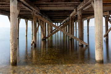 Unterbau einer Badehütte am Bodensee in Lochau, Österreich