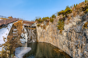 韓国　利川市　雪峰公園の風景
