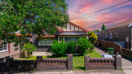 Obraz premium Drone View of an inner western Sydney Suburban residential Brick house in Sydney NSW Australia