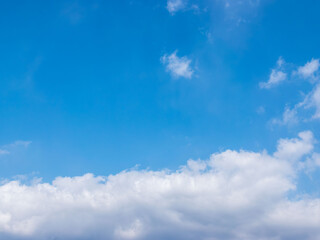 Obraz premium 冬の青空と雲153