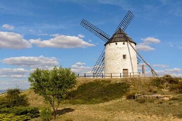MOLINO DE VIENTO EN OJOS NEGROS. TERUEL. ESPA&Ntilde;A