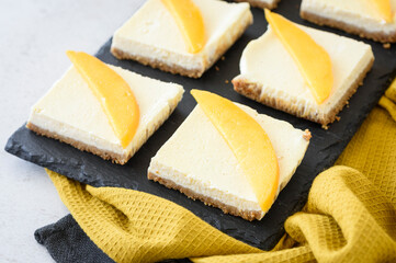 Homemade lemon cake 