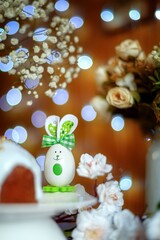 Easter bunny, white rabbit, white flowers, green, bokeh, white dish, Easter, Easter cake, gypsophila