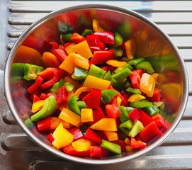bunte Paprika geschnitten