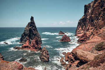Rocce erose dall'acqua a Madeira.