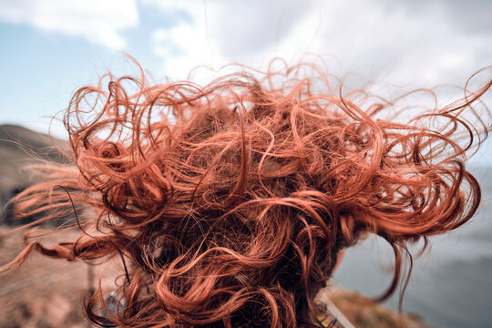 Vento tra i capelli.