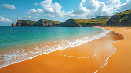 Obraz premium Sunny Irish Coast Beach Scene