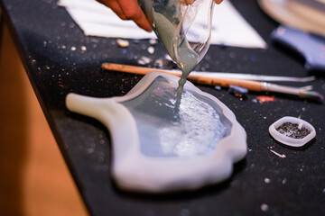 Making plaster casts with polymer plaster. Artistic workshop for kids. 