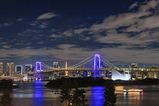 Tokyo Bay Rainbow Bridge at Night: A Symphony of Light and Urban Splendor