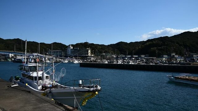 冬の菅島港 （三重県鳥羽市, 2025年1月）