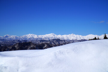 冬の小川村から眺めた北アルプス