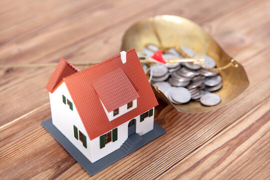 The expenditure on the purchase of commercial housing